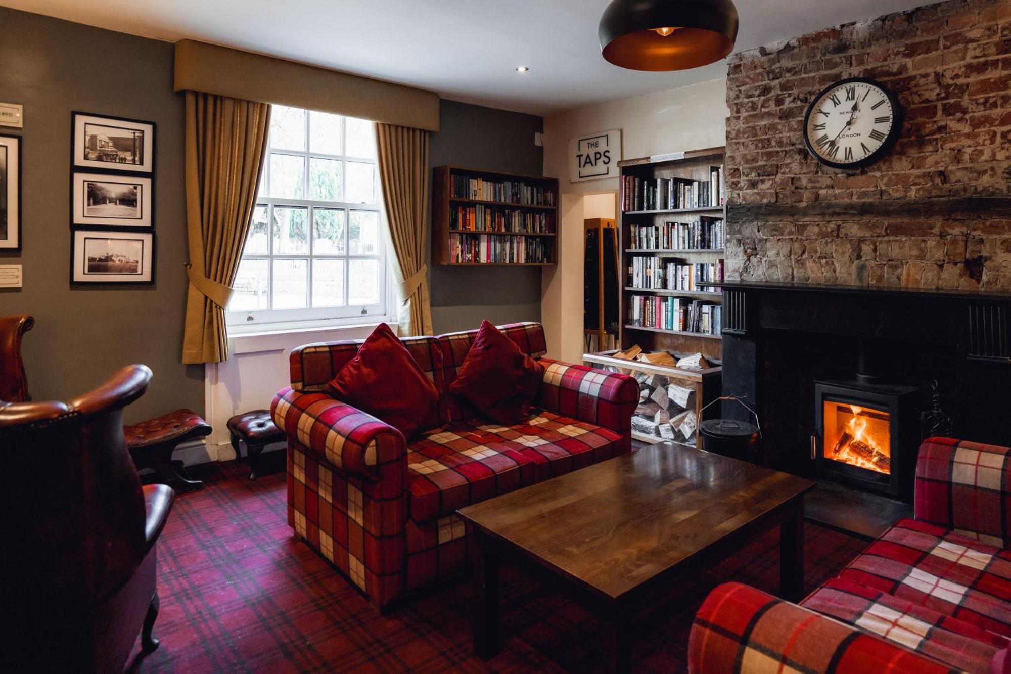 The Kirkfield Hotel Newton-le-Willows Ngoại thất bức ảnh